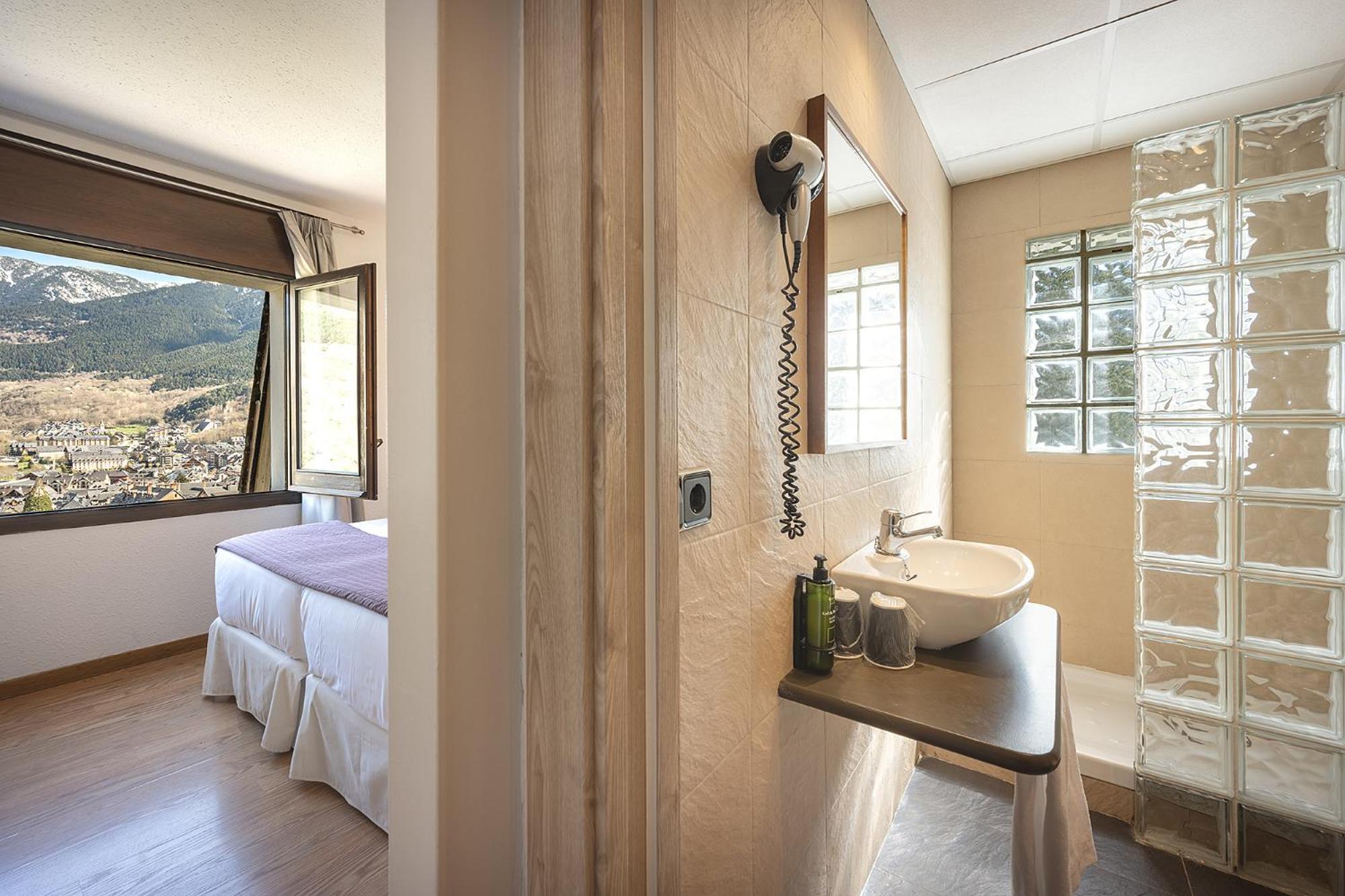 Hotel Blu Aran Vielha Luaran gambar